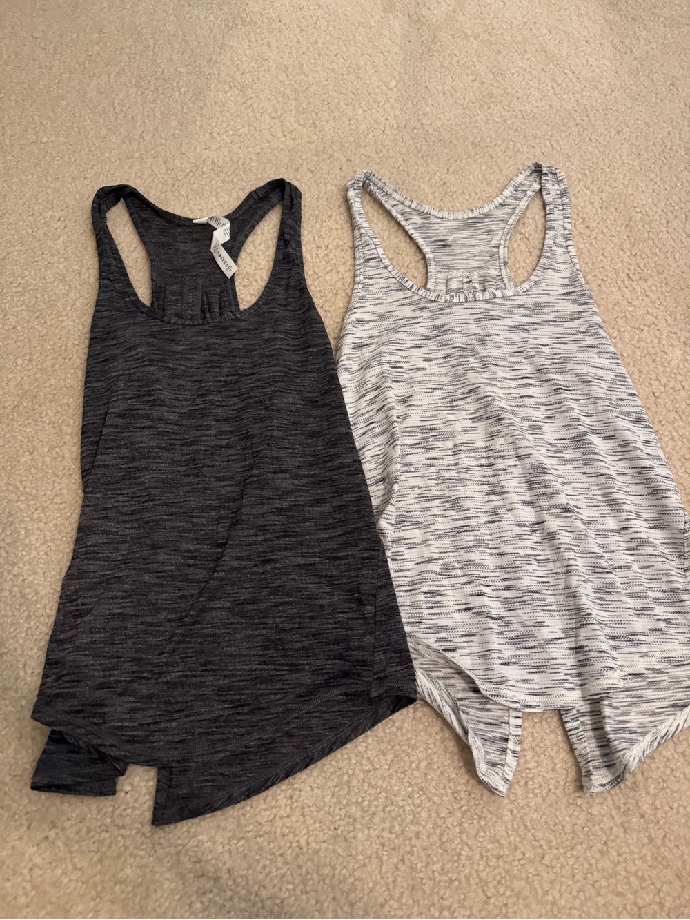 Bundle of 2 Lululemon Salute the Sun tank top size 2